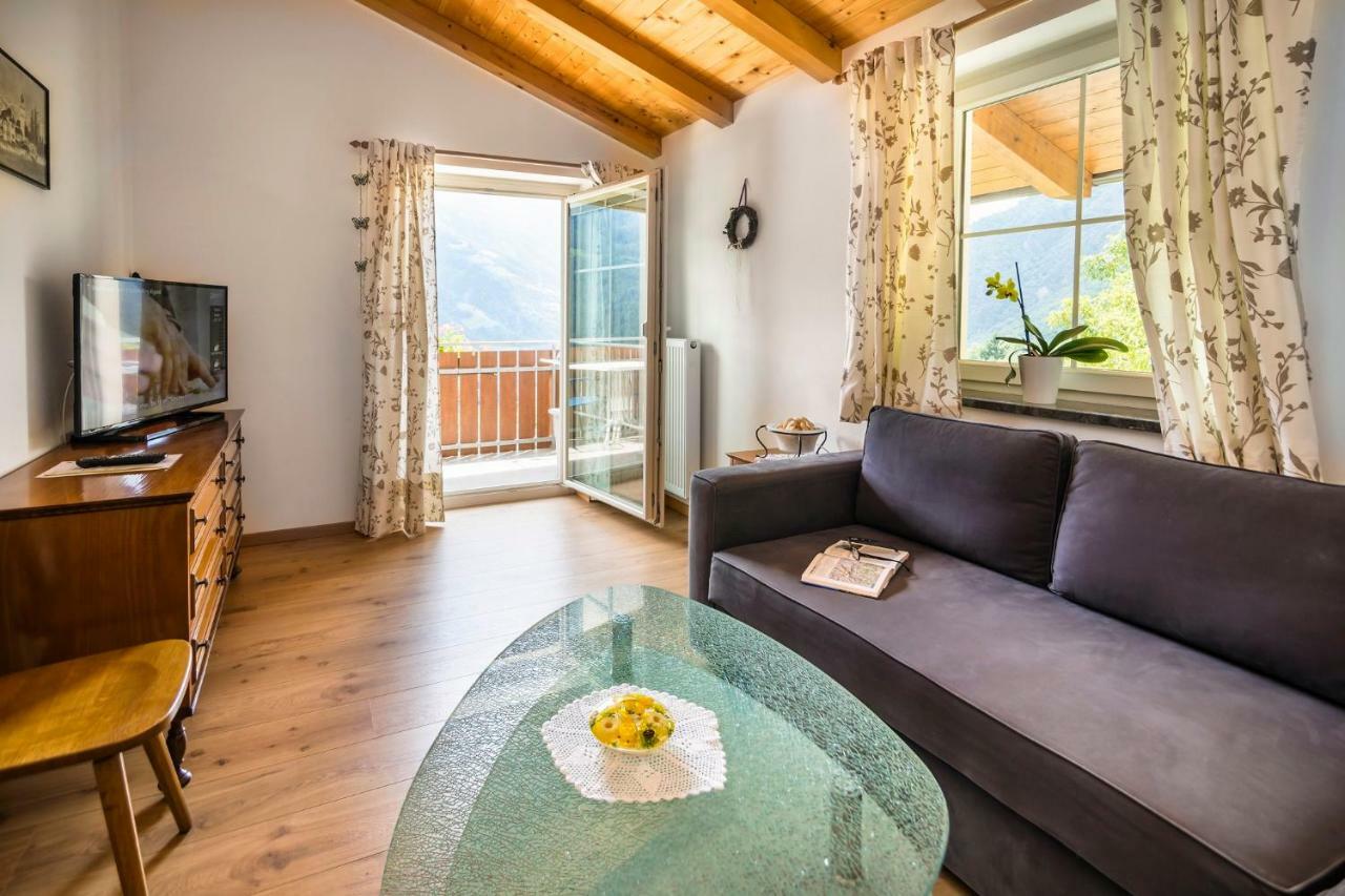 Ferienwohnung Mareinhof - Urlaub auf dem Apfelbauernhof Partschins Exterior foto