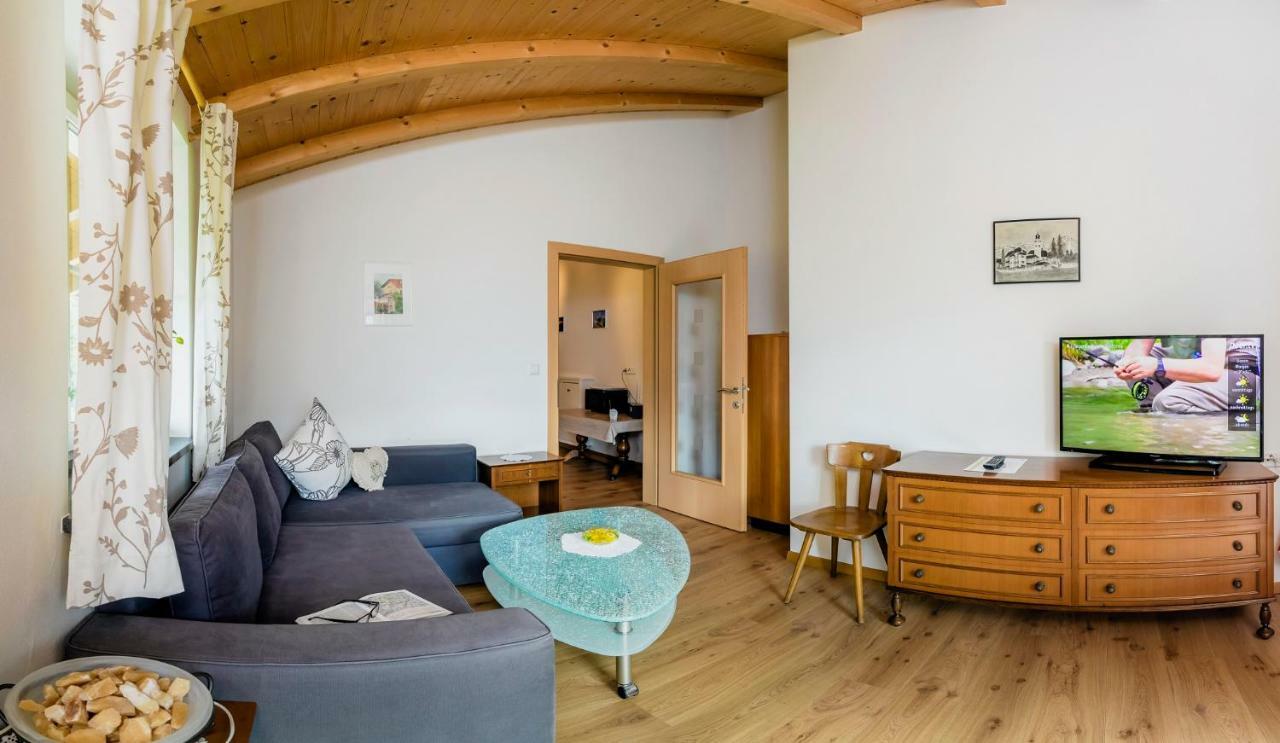 Ferienwohnung Mareinhof - Urlaub auf dem Apfelbauernhof Partschins Exterior foto