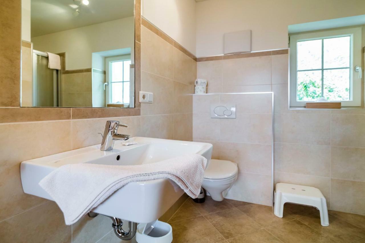 Ferienwohnung Mareinhof - Urlaub auf dem Apfelbauernhof Partschins Exterior foto